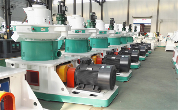 木屑顆粒機(jī)生產(chǎn)廠(chǎng)家車(chē)間圖 木屑顆粒機(jī)生產(chǎn)廠(chǎng)家車(chē)間圖