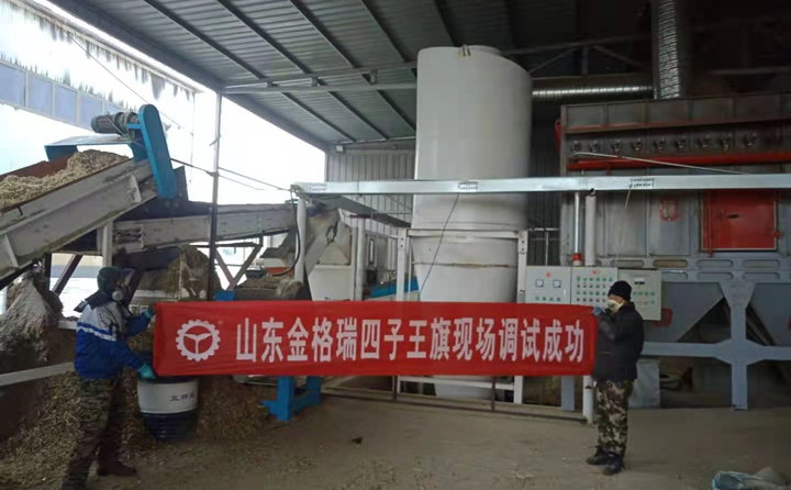 四子王旗鋸末顆粒機(jī)調(diào)試成功 四子王旗鋸末顆粒機(jī)調(diào)試成功