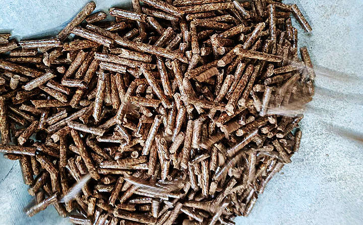 用木屑顆粒機生產(chǎn)線制作成生物質(zhì)顆粒燃料 用木屑顆粒機生產(chǎn)線制作成生物質(zhì)顆粒燃料