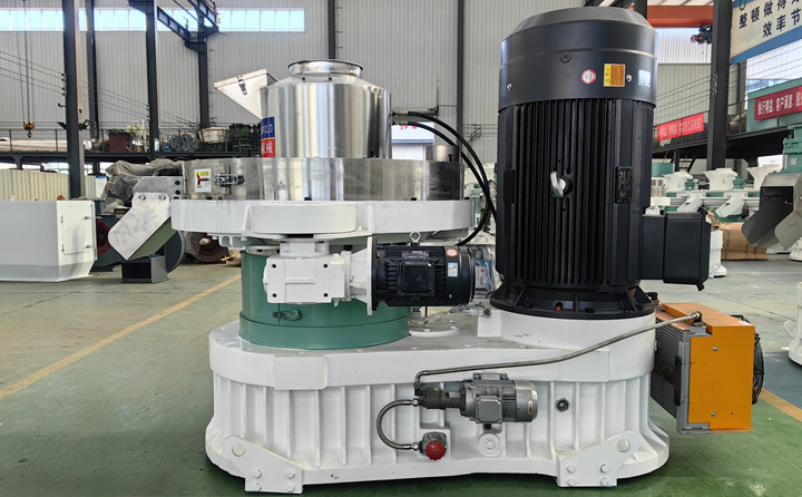 合理使用木屑顆粒機(jī)可以讓設(shè)備更長(zhǎng)久 合理使用木屑顆粒機(jī)可以讓設(shè)備更長(zhǎng)久